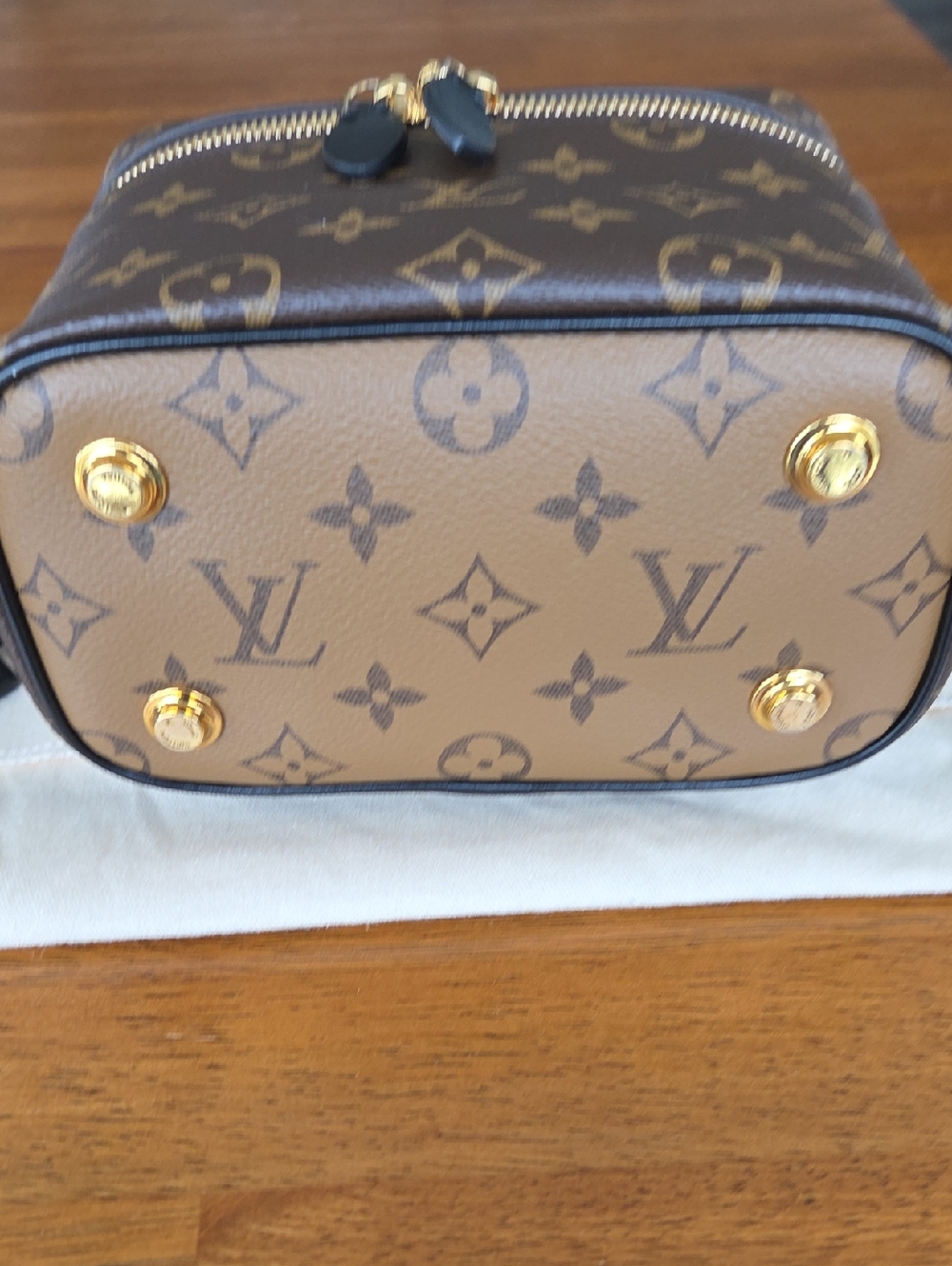 Louis Vuitton Brown Reverse Monogram Vanity Case - Picture 3 of 10